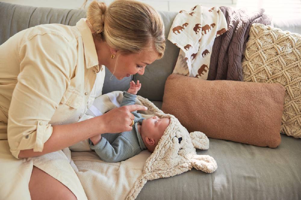 Jollein Einschlagdecke für Babyschale Bunny Nougat Angebote