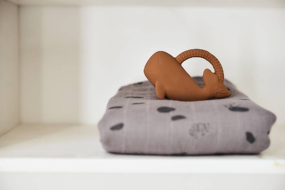 Jollein Beißring aus Naturkautschuk Whale Caramel Tägliche Deals
