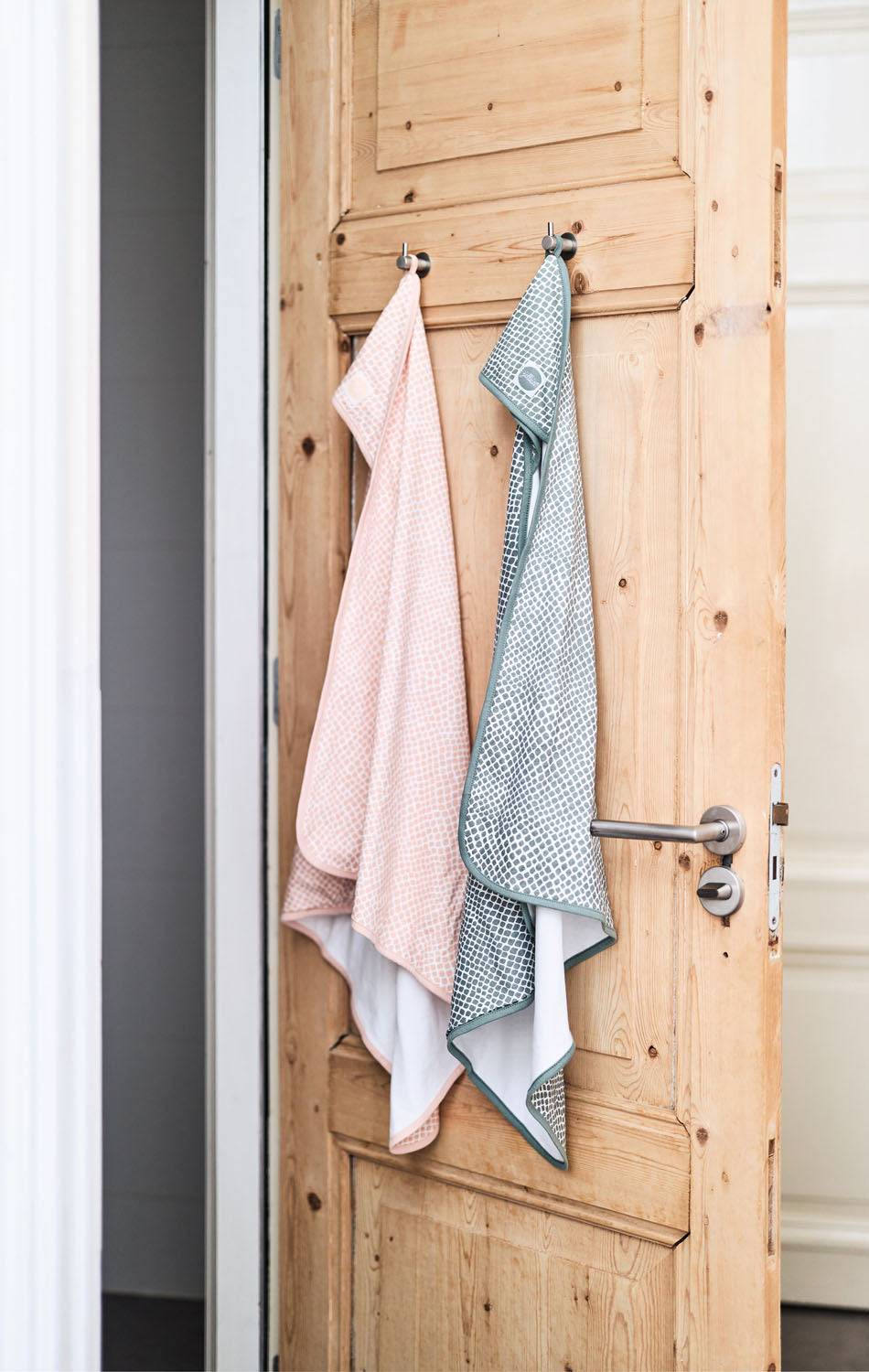 Jollein Kapuzenhandtuch 75x75cm Snake Pale Pink Online Outlet