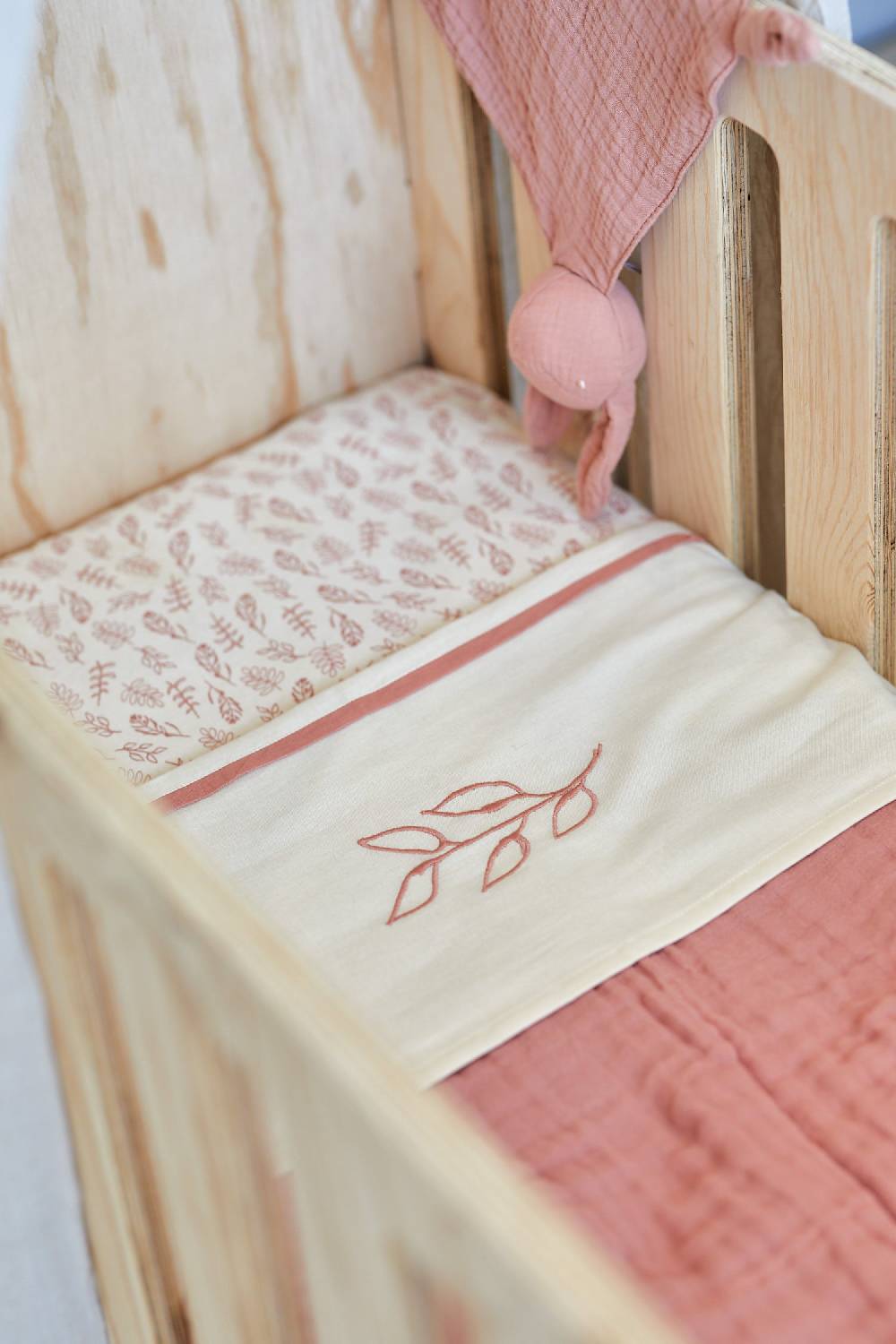 Jollein Decke Kinderbett Wrinkled 120x120cm Rosewood Kauf eins, bekomm eins gratis