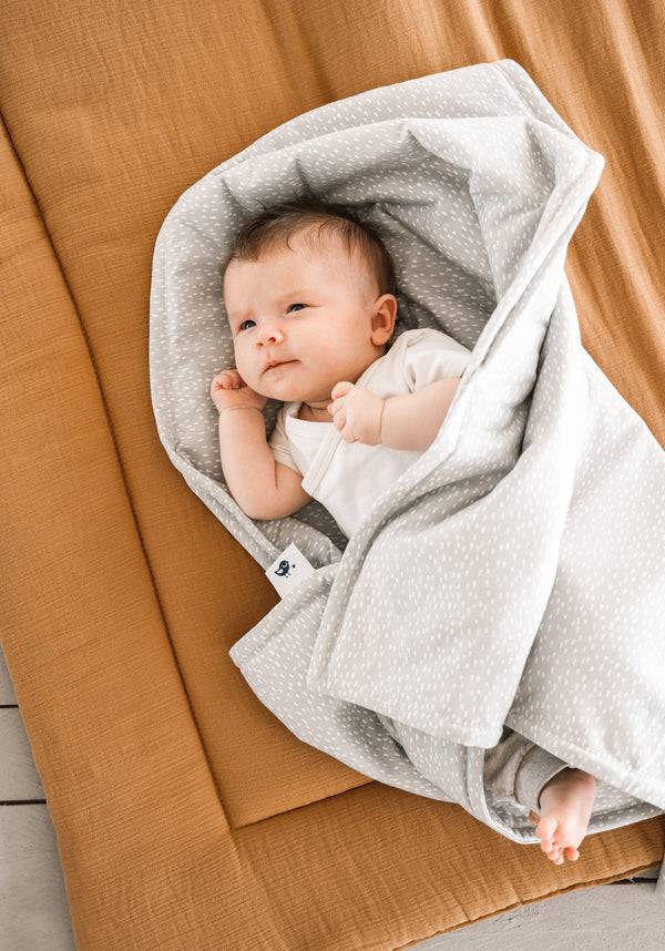 Julius Zöllner Jerseydecke gefüttert, Tiny Squares Grey Zeitlich begrenztes Angebot