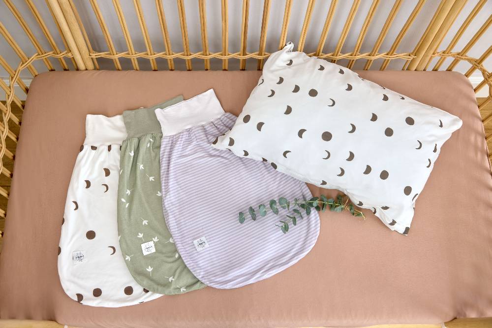 Lässig Baby Strampelsack 0,5 TOG - Mond, Milky Tiefpreis