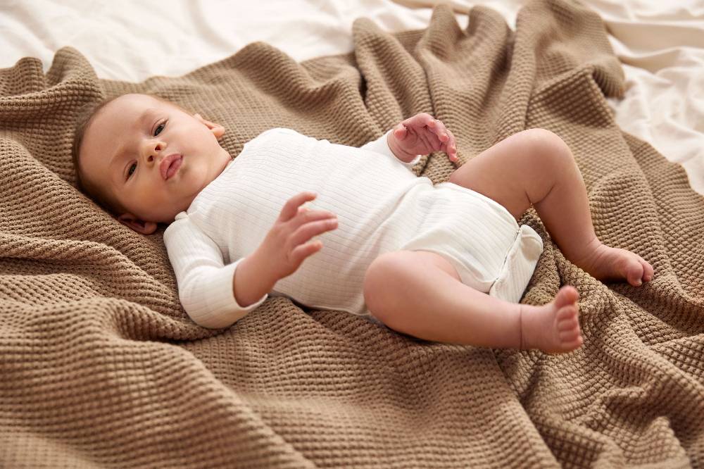 Lässig Baby Body Langarm - gerippt, Milky Discount Store für neue Produkte