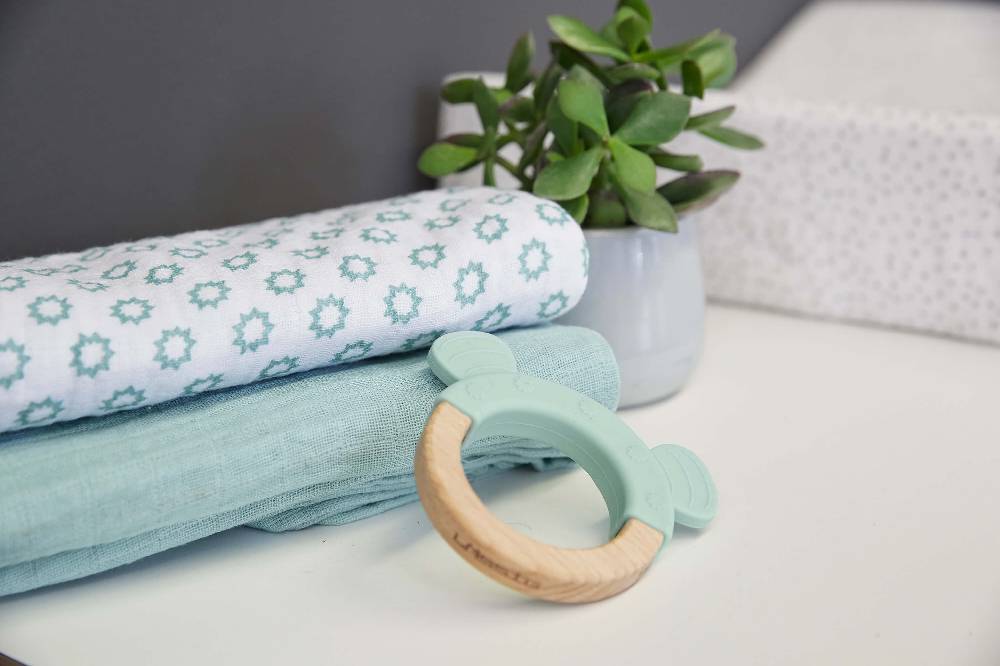 Lässig Greifling mit Beißhilfe - Teether Ring, Little Chums Dog Kostenloser Versand