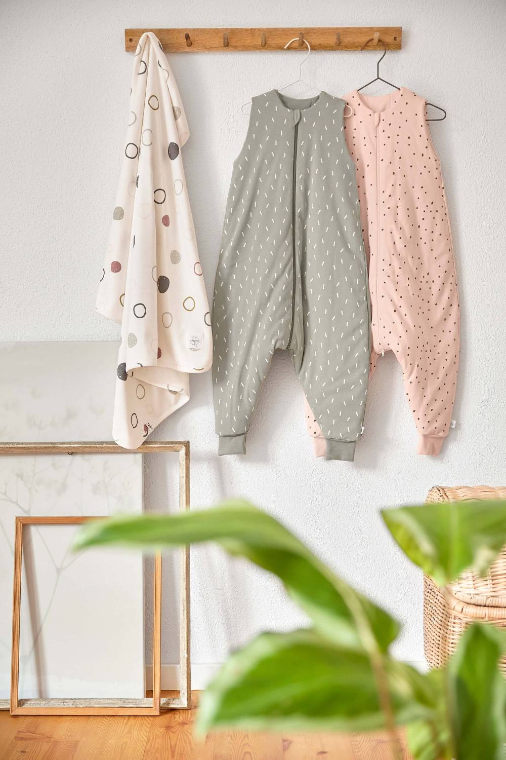 Lässig Kinder Schlafoverall 2,5 TOG, Dots, Rosa Große Rabatte