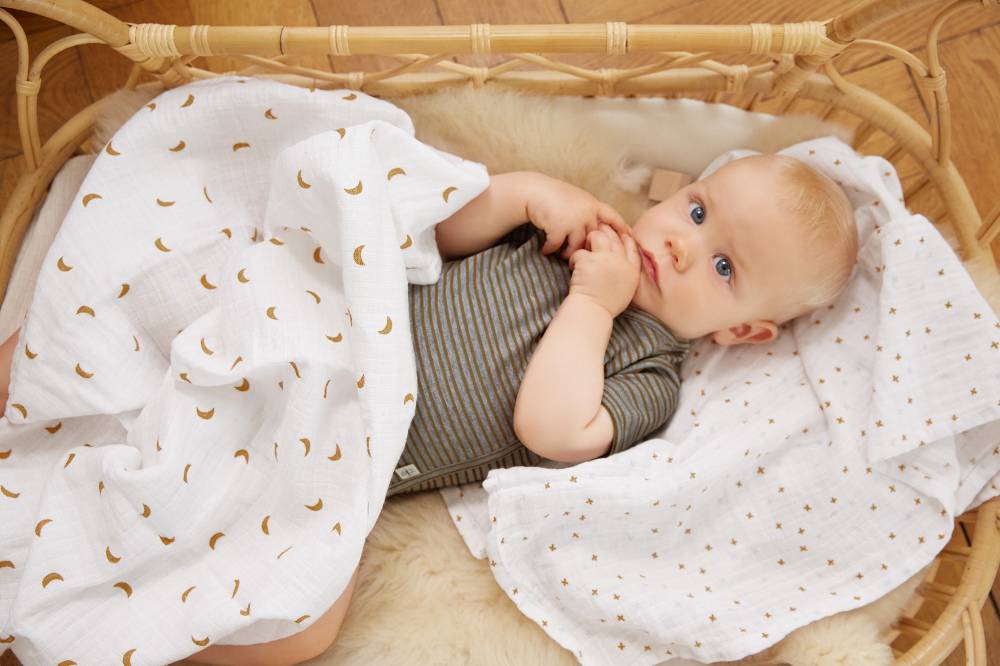 Lässig Baby Body kurzarm - Bio Baumwolle, Streifen, Grau meliert Bestseller