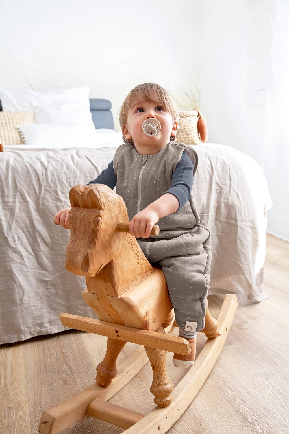 Lässig Kinder Schlafoverall 2,5 TOG, Sprinkle, Taupe Vierteljährliche Förderung