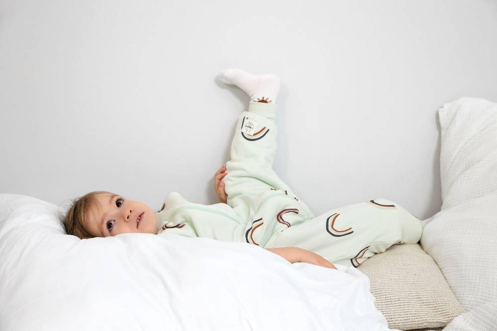 Lässig Kinder Schlafoverall 2,5 TOG - Regenbogen, Mint Bestseller
