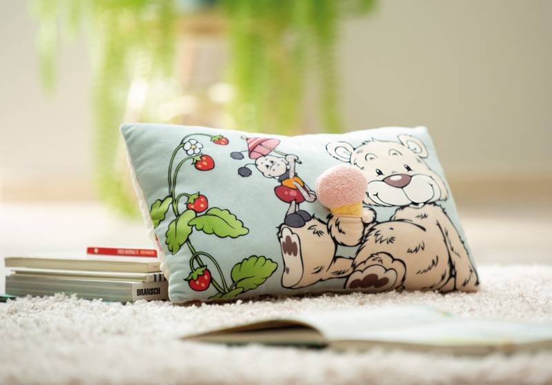 NICI Rechteckiges Kissen Bär Bendix mit Eis NICI GREEN Begrenztes Angebot