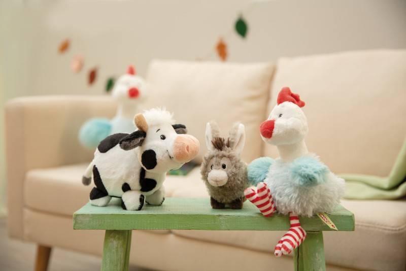 NICI Kuscheltier Kuh Cowluna stehend NICI Green Black Friday