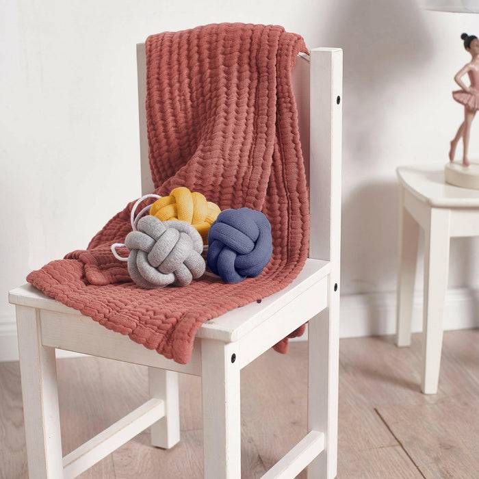 Nordic Coast Company Babygym Anhänger Set Knoten Blau im Angebot