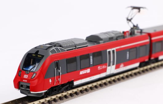 Piko N 3-tlg. Elektrotriebwagen BR 442 "Talent 2" VBB Artikelnummer: 40208 Sonderangebote