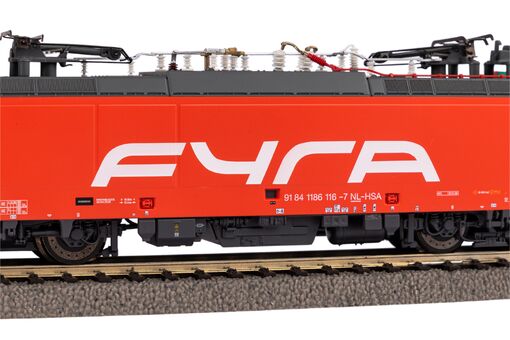 Piko Sound-E-Lok BR 186 FYRA V Wechselstromversion, inkl. PIKO Sound-Decoder Artikelnummer: 21626 Begrenzt auf 3 Tage