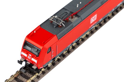 Piko N Sound-E-Lok BR 185 DB AG VI, inkl. PIKO Sound-Decoder Artikelnummer: 40581 Speichern exportieren