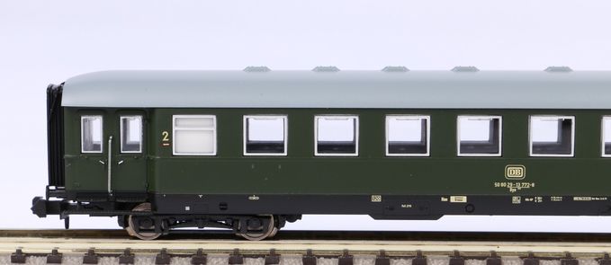 Piko N Schürzeneilzugwagen 2. Klasse DB IV Artikelnummer: 40620 Angebote