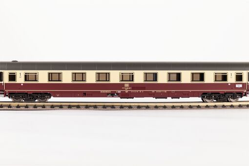 Piko N IC Abteilwagen 1. Klasse Avmz 111 DB IV Artikelnummer: 40660 Nur noch ein Tag übrig