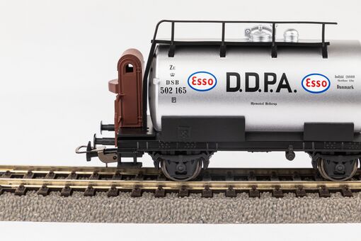 Piko Kesselwagen Esso DSB III Artikelnummer: 27715 JETZT KAUFEN