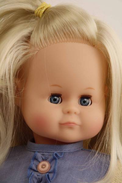 Schildkröt Manufaktur Puppe Schlummerle 37 cm blonde Haare, blaue Schlafaugen, Blumenkleidung rose/bleu Neuheiten