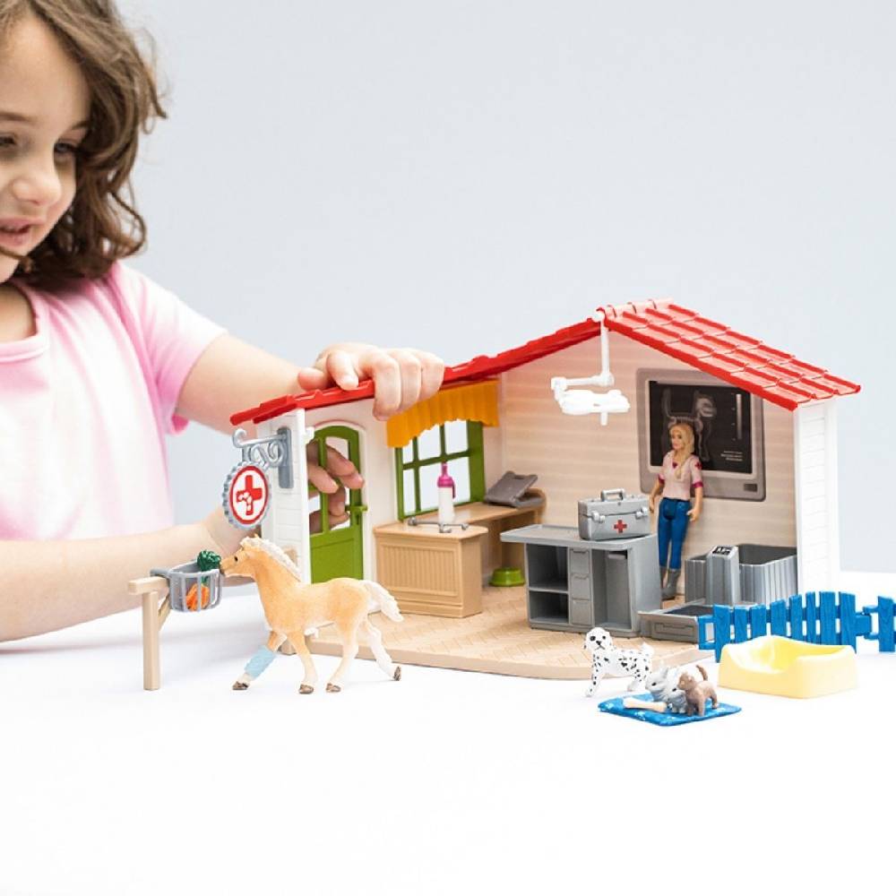 Schleich Tierarzt-Praxis mit Haustieren Tägliche Deals