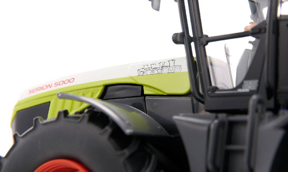 Siku Claas Xerion 5000 TracVC Jubiläumsmodell 25 Jahre Claas Xerion Speichern exportieren