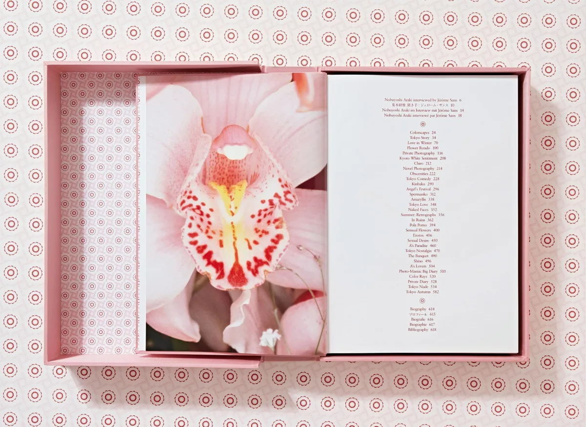 TASCHEN Araki Im Verkauf