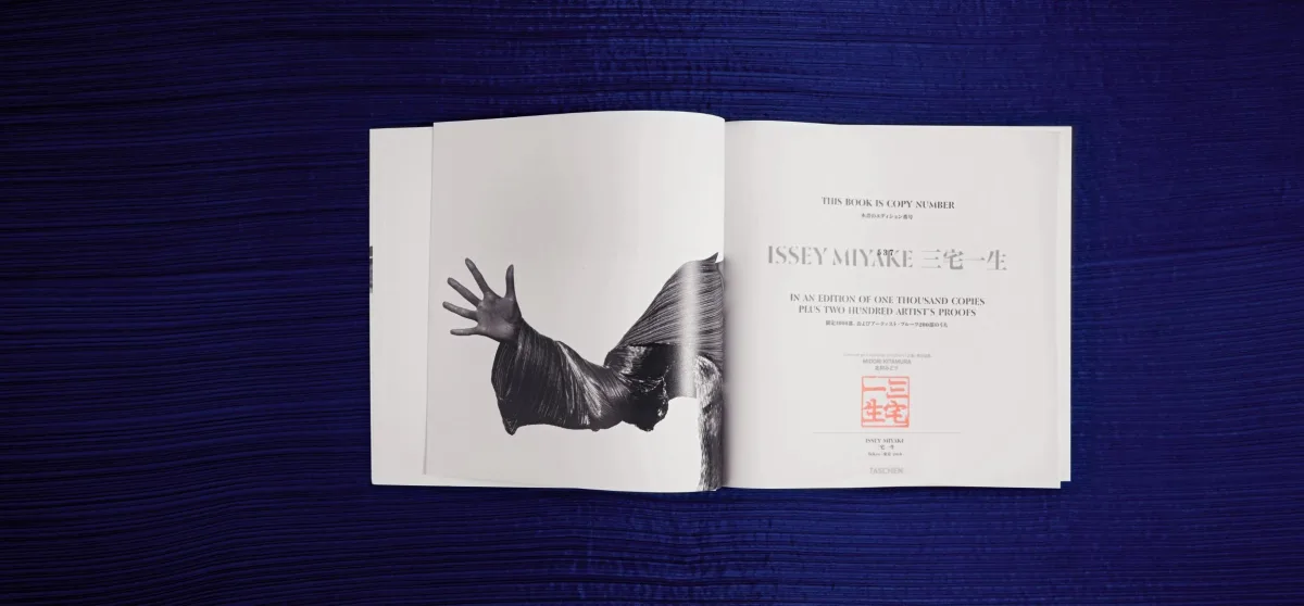 TASCHEN Issey Miyake 50% Rabatt für begrenzte Zeit