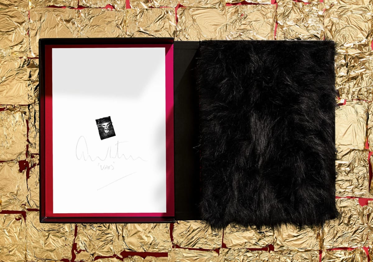 TASCHEN Albert Watson. Kaos. Art Edition No. 101–150 ‘Breaunna, Las Vegas, 2001’ Großer Ausverkauf