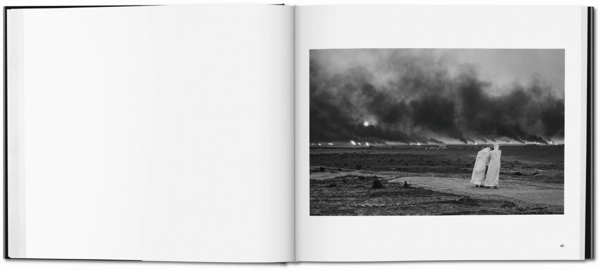 TASCHEN Sebastião Salgado. Kuwait. A Desert on Fire Räumungsverkauf