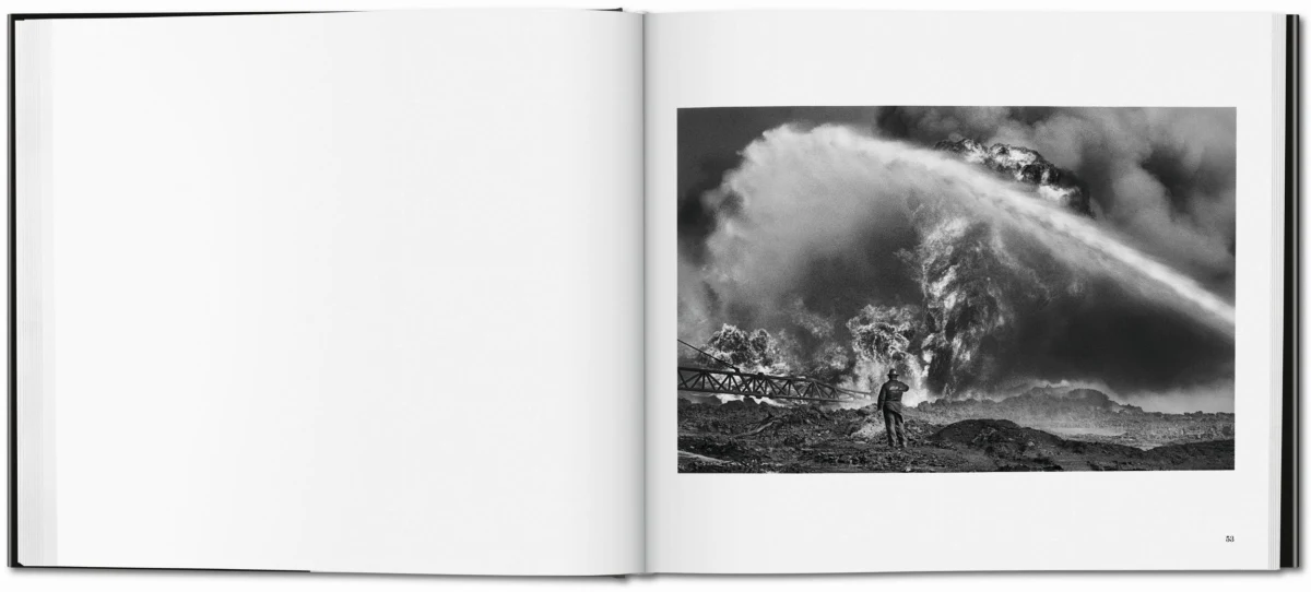 TASCHEN Sebastião Salgado. Kuwait. A Desert on Fire Räumungsverkauf