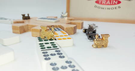 spieleoffensive Mexican Train in Holzbox Letzte 2 Tage