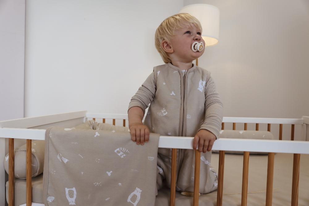 babymarkt Ganzjahresschlafsack smalig mit Füßen taupe 2025