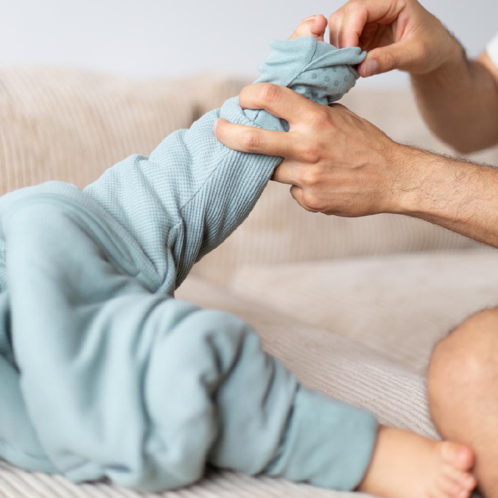 babymarkt emma & noah Schlafsack mit Umschlag-Füßen Essential Mint Schlussverkauf