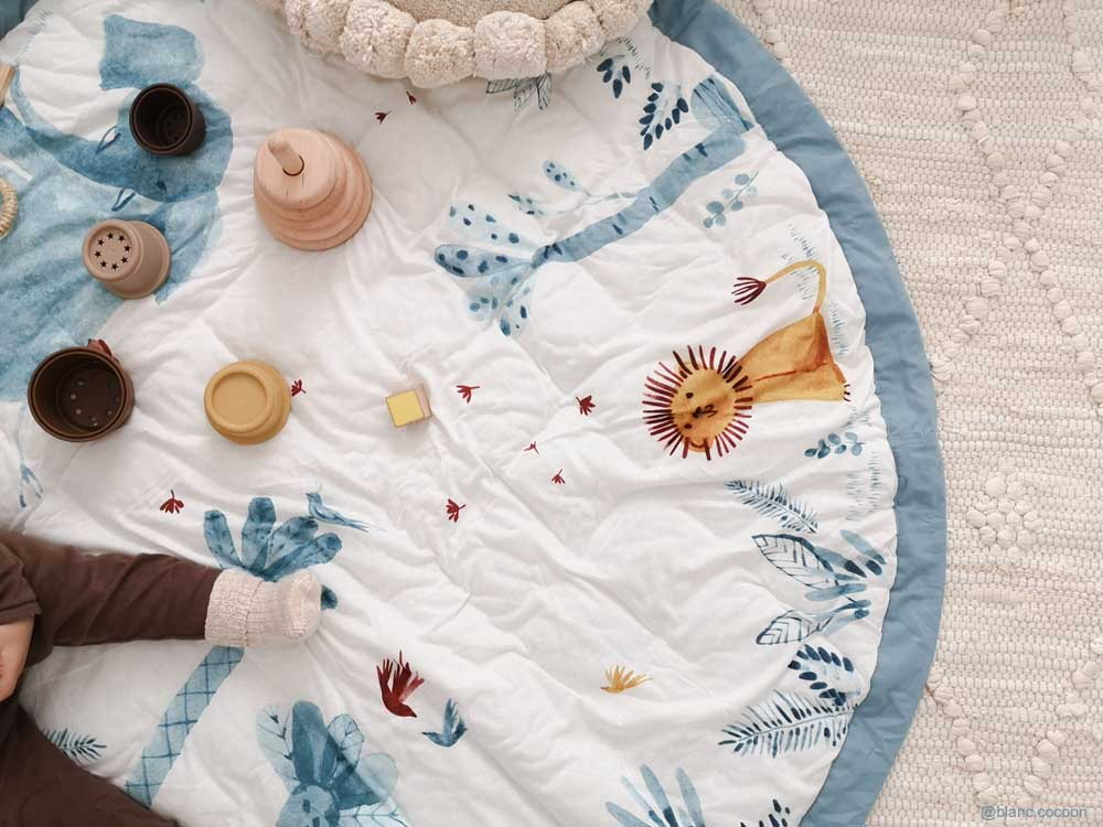 babymarkt play&go 2-in-1-Aufbewahrungstasche und Spielmatte Moulin Roty baobab blue ⌀120 cm Bis zu 65% Rabatt