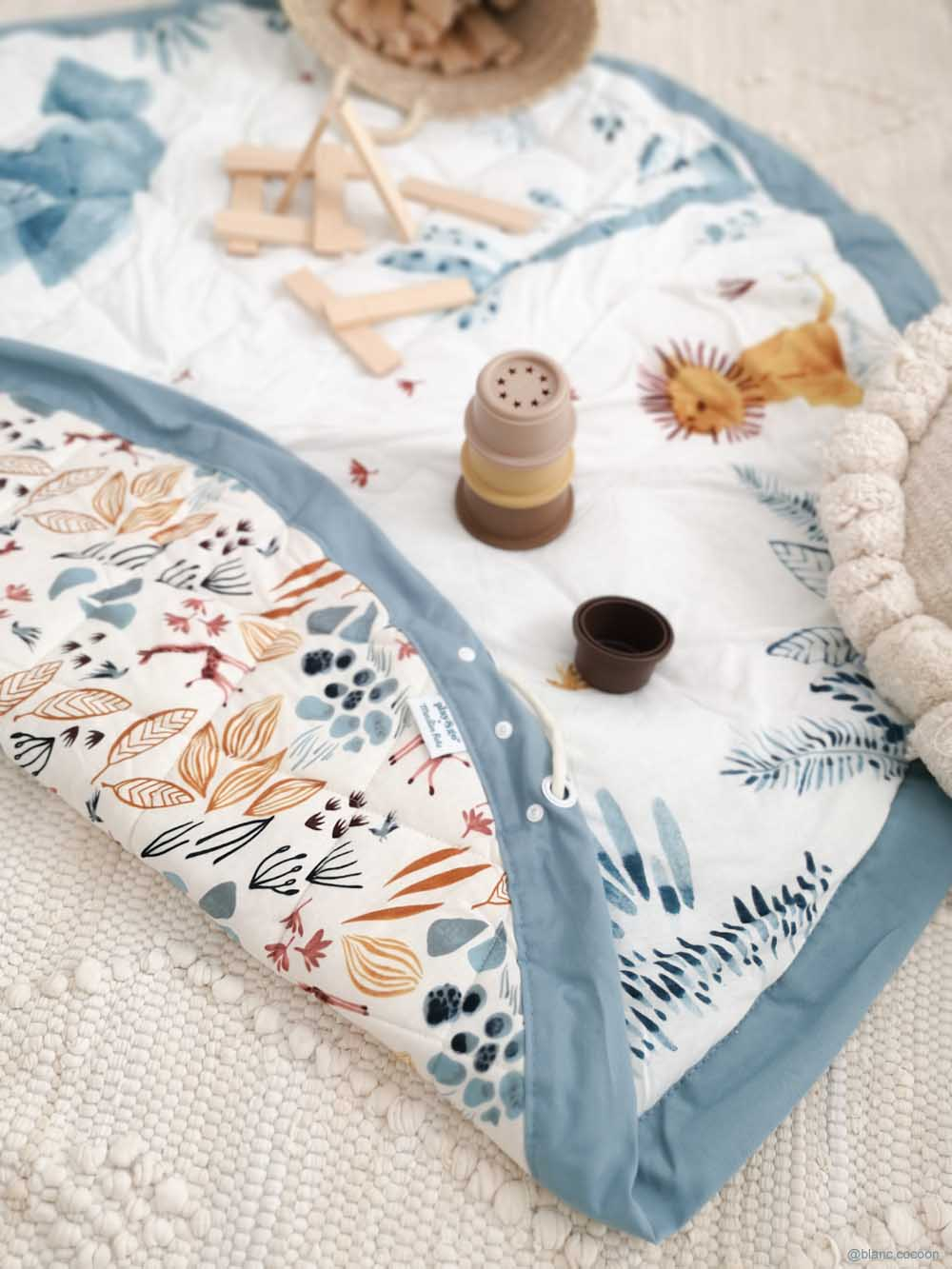 babymarkt play&go 2-in-1-Aufbewahrungstasche und Spielmatte Moulin Roty baobab blue ⌀120 cm Bis zu 65% Rabatt