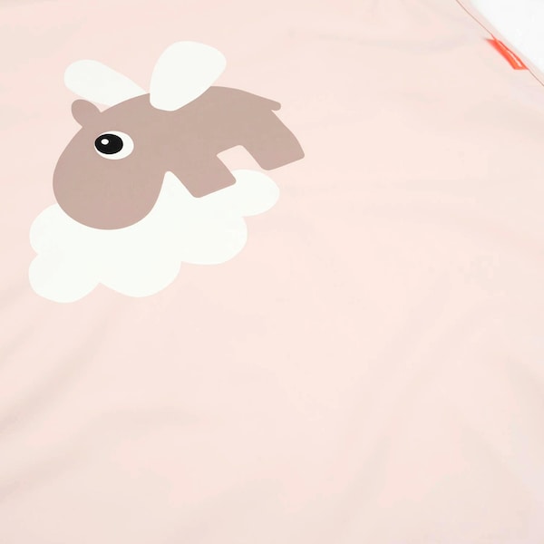 babywalz Done by DeerWasserdichte Kinderschürze Happy Clouds rosa Meist gekauft