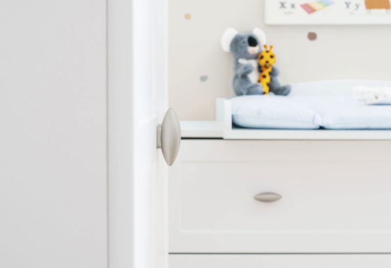 babyonlineshop Pinolino Laura Wickelkommode breit 3 Schubkästen Vierteljährliche Förderung