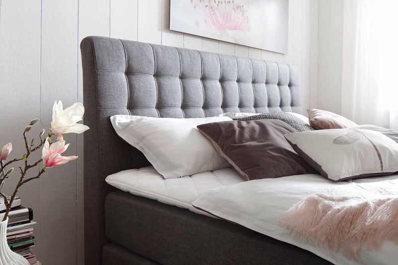 babyonlineshop Meise Lenno Boxspringbett 200 x 200 cm grau Stoff Kopfteil gesteppt & gratis Lieferung Saisonschlussverkauf