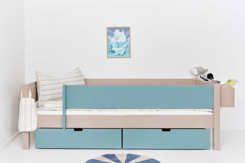 babyonlineshop Manis-h Einzelbett MIMER 90x200 cm Pfosten Buche Absturzsicherung & Schubkästen - 22 Farben wählbar Günstiger Verkauf